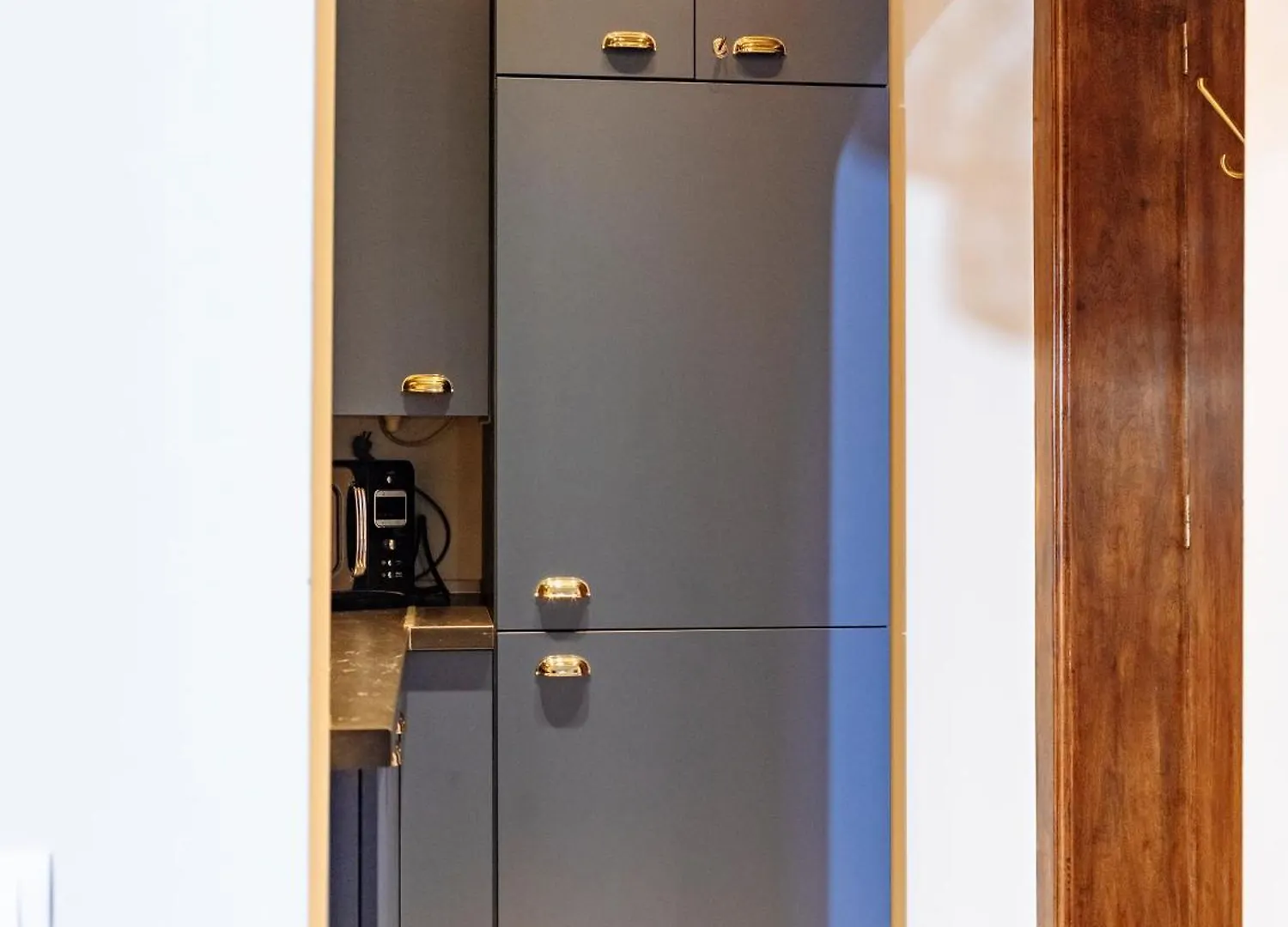 Petite Maison Sur Le Boulevard Bucharest Apartment